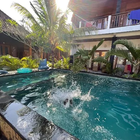 Swara Homestay 2 Lembongan Exterior foto